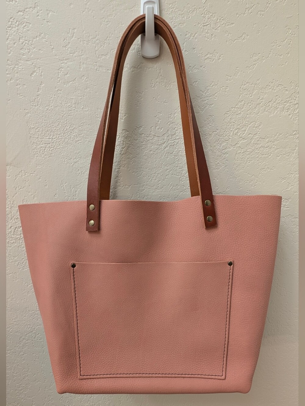 Quartz Large Classic Tote With Tan Handles